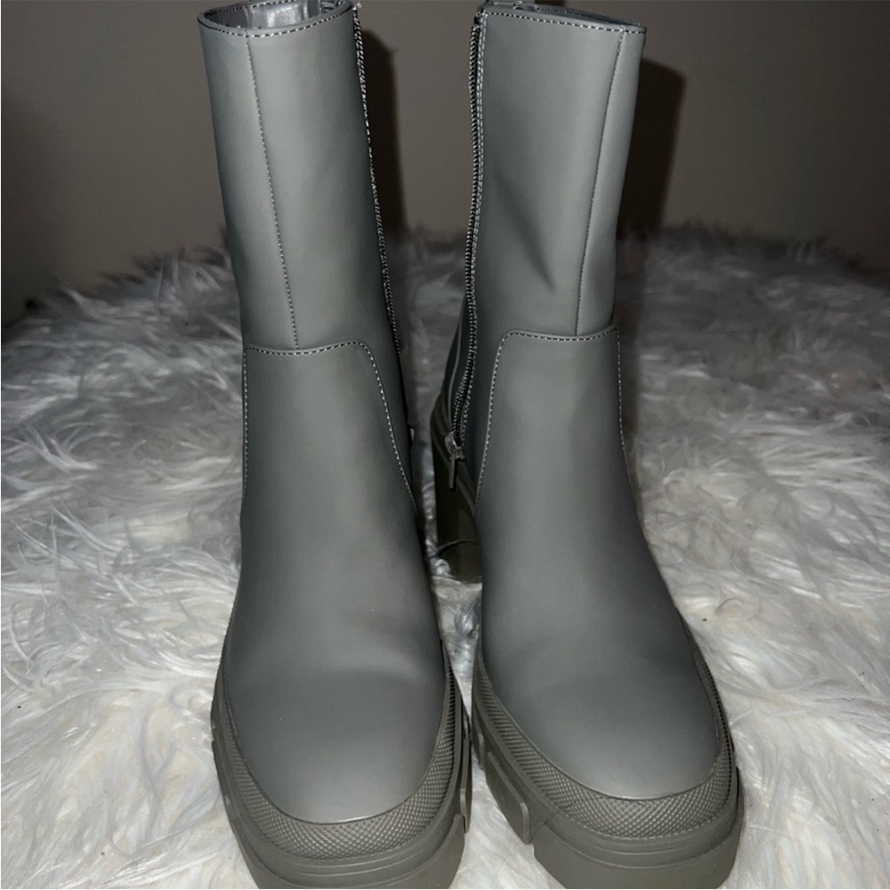 Zara Rubberized Green Khaki Mid Heel Ankle Chunky Platform Lug Sole Boots 38 - Picture 7 of 12